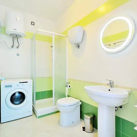 Club One Bed 76g * Pizzo (Calabria)