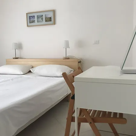 Daire Club One Bed 76g *